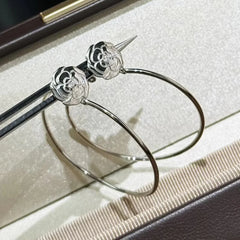 CHANEL Extrait de Camélia earrings