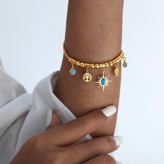 Elegant Bracelet with Turquoise Charms 1200