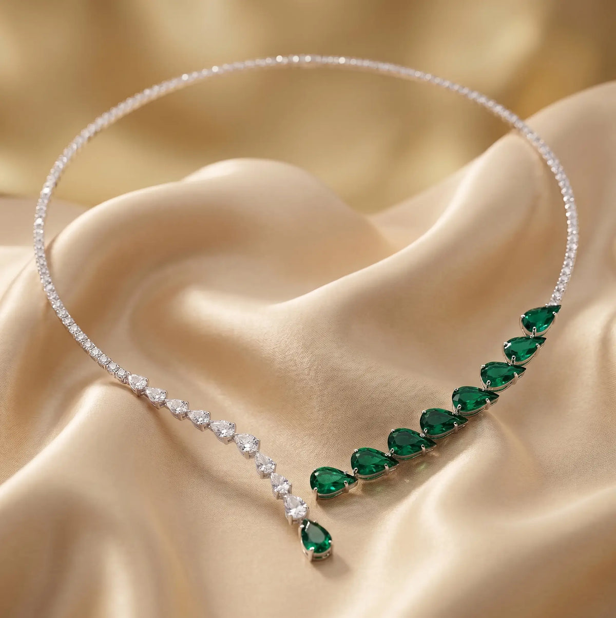 Elegant Green and White Crystal Necklace - Crystal Necklace Pakistan | Ornavella